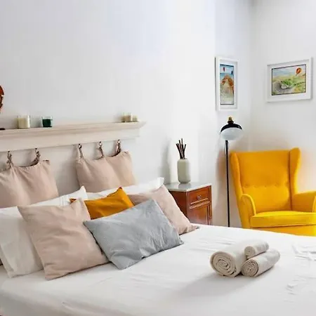 Apartment Tiny At One Step From The Sea